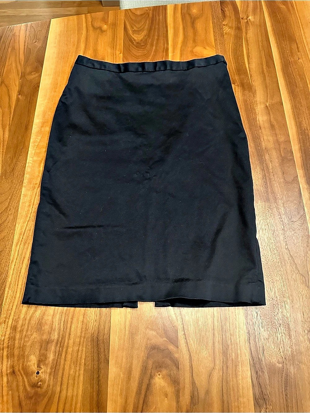 Banana Republic Black Pencil Skirt Size 2